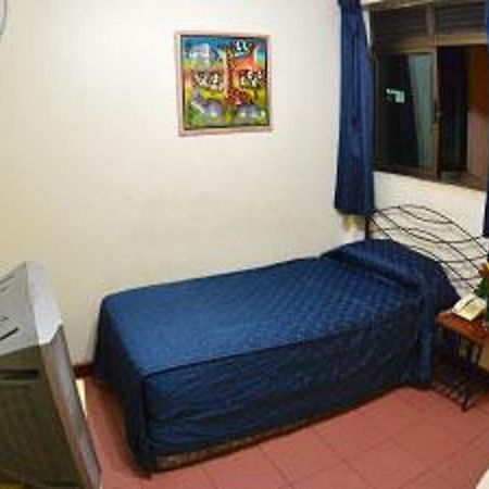 Tourist Hotel Kampala Exterior photo