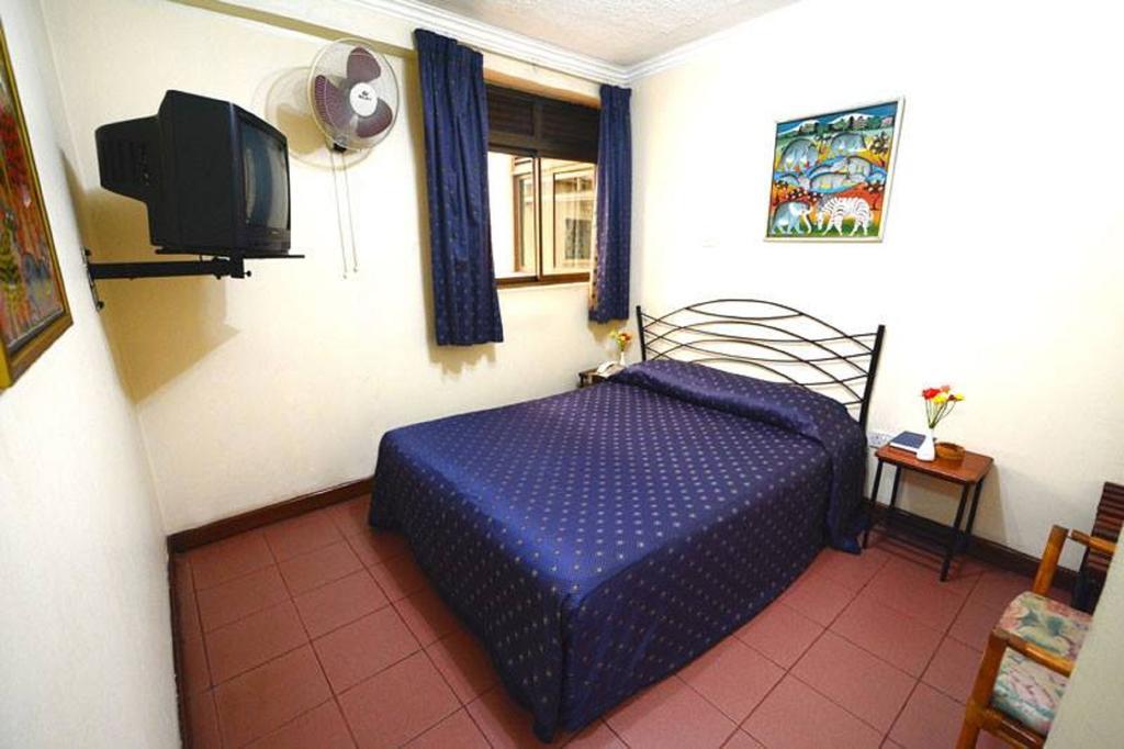 Tourist Hotel Kampala Exterior photo