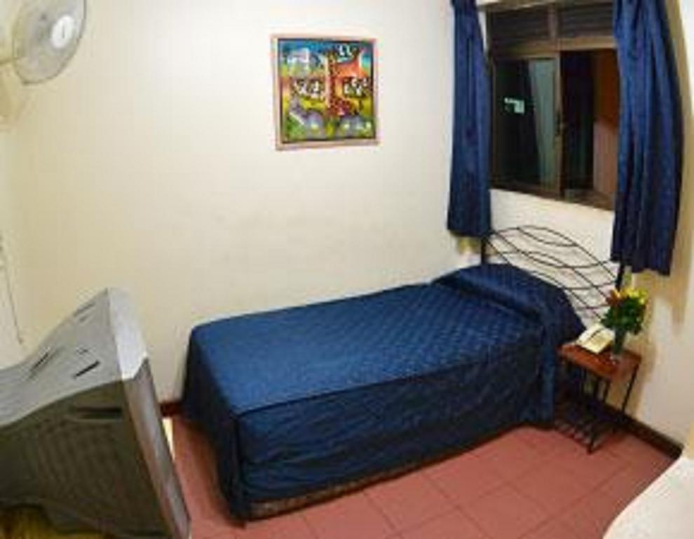 Tourist Hotel Kampala Exterior photo